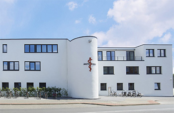 Gebäude