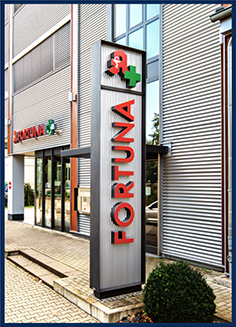 Aussenansicht der Apotheke Fortuna