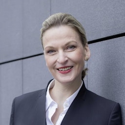 Frau Nicole Reise