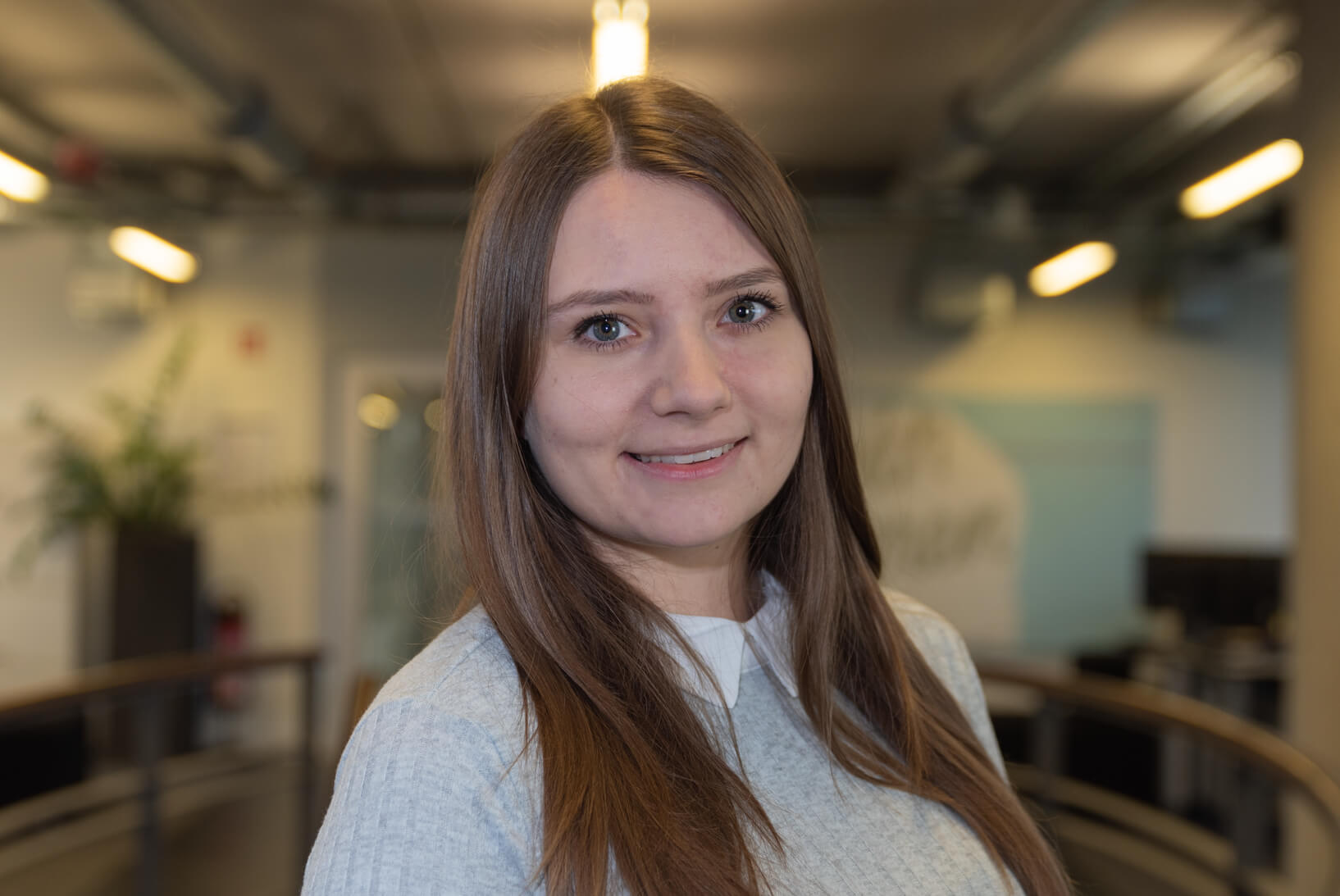Frau Ann-Katrin Henning