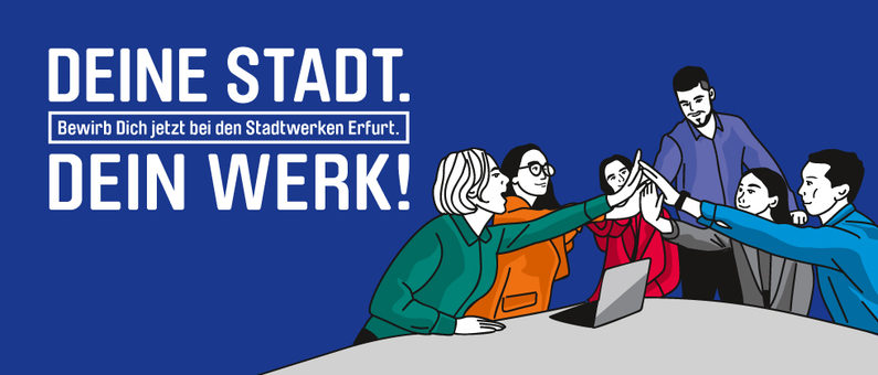 Diverse Teamgruppe feiert zusammen bei Stadtwerken Erfurt