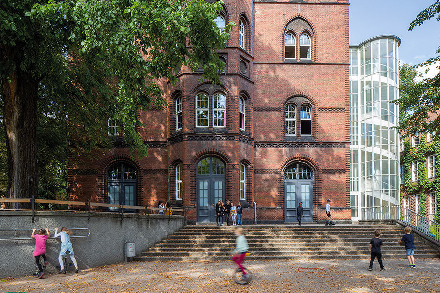 Gebäude