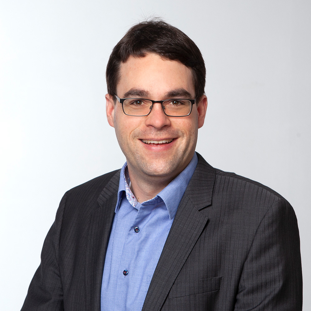 Herr Sebastian Riekert