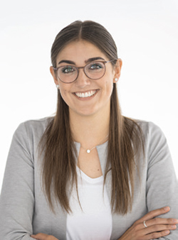 claudia.jpg claudia.jpg