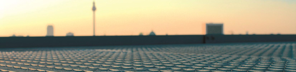 Skyline bei Sonnenuntergang vom Dach