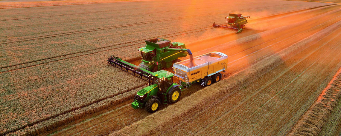 tracktor_feld
