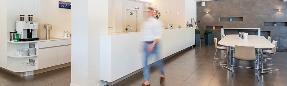 Immobilienmakler der Firma Aigner Immobilien